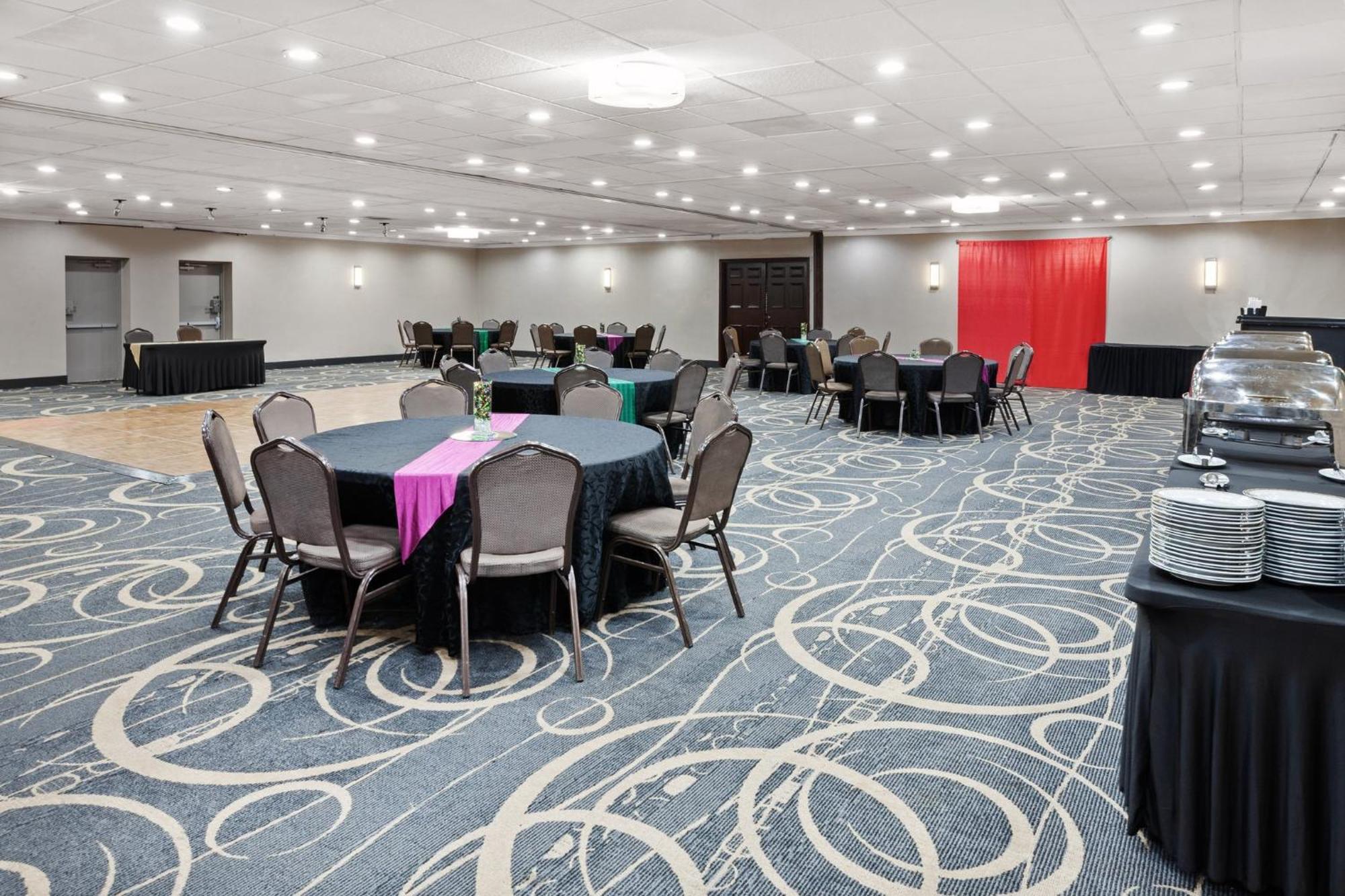Holiday Inn Chicago/Oak Brook By Ihg Oakbrook Terrace Buitenkant foto